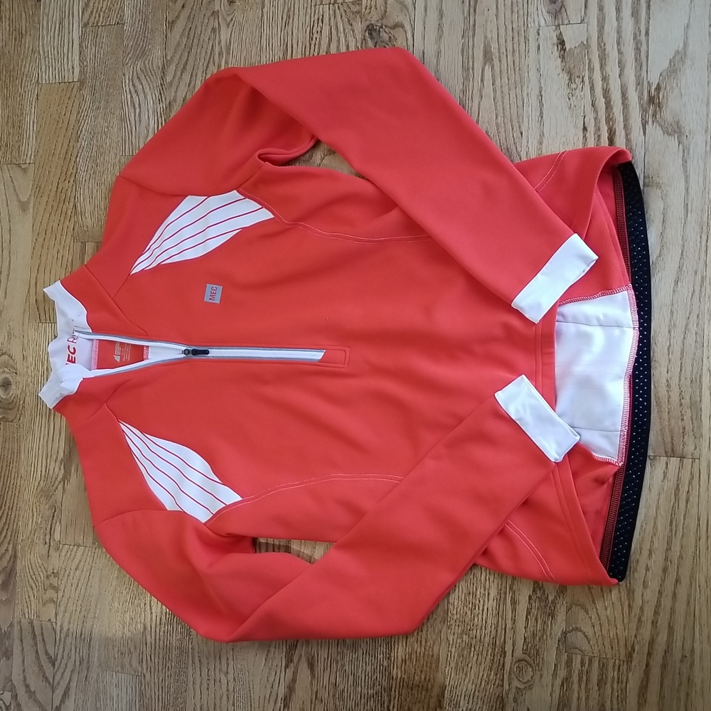(S) MEC Mountain Equipment Co-op Cycling Top Bold Reflective Activewear Outdoor